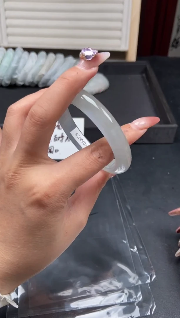 (拼手速，一物一拍)--美人镯--127