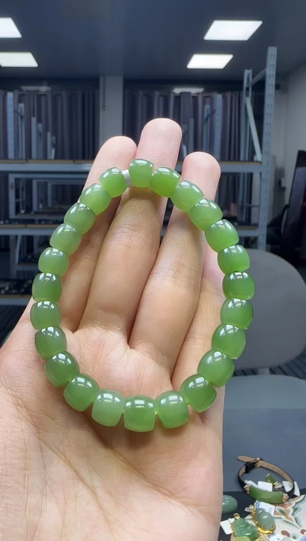 未镶嵌手串和田玉1