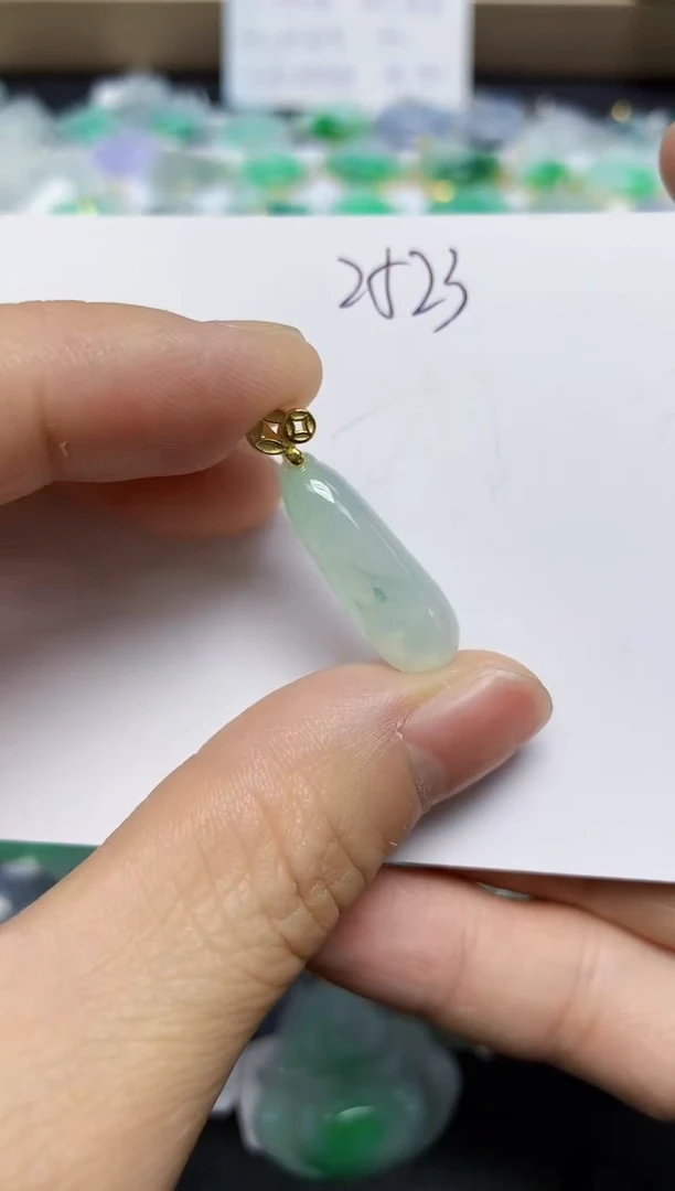 翡翠未镶嵌颈饰天然缅甸翡翠A货