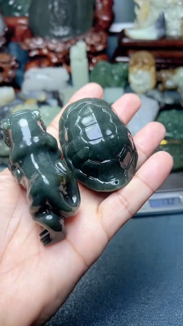 未镶嵌和田玉把件2