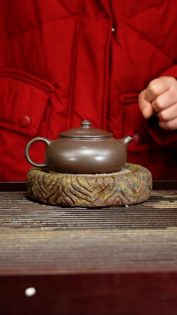 宜兴原矿紫砂壶茶壶宜兴原矿紫砂壶茶壶180C