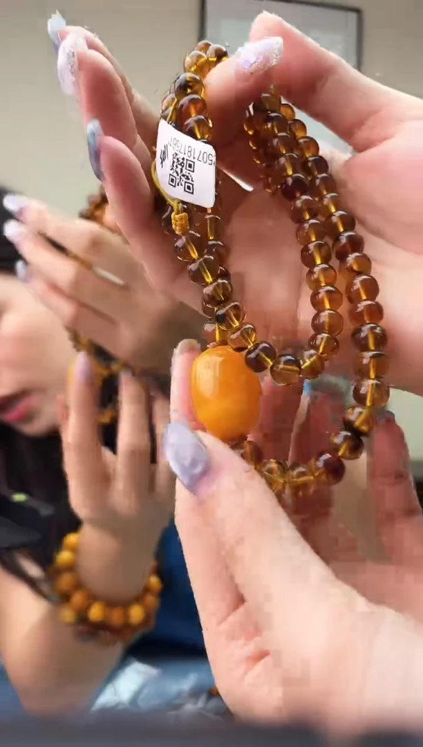 蜜蜡未镶嵌珠宝奇石T0 8假一罚十多样性发其一