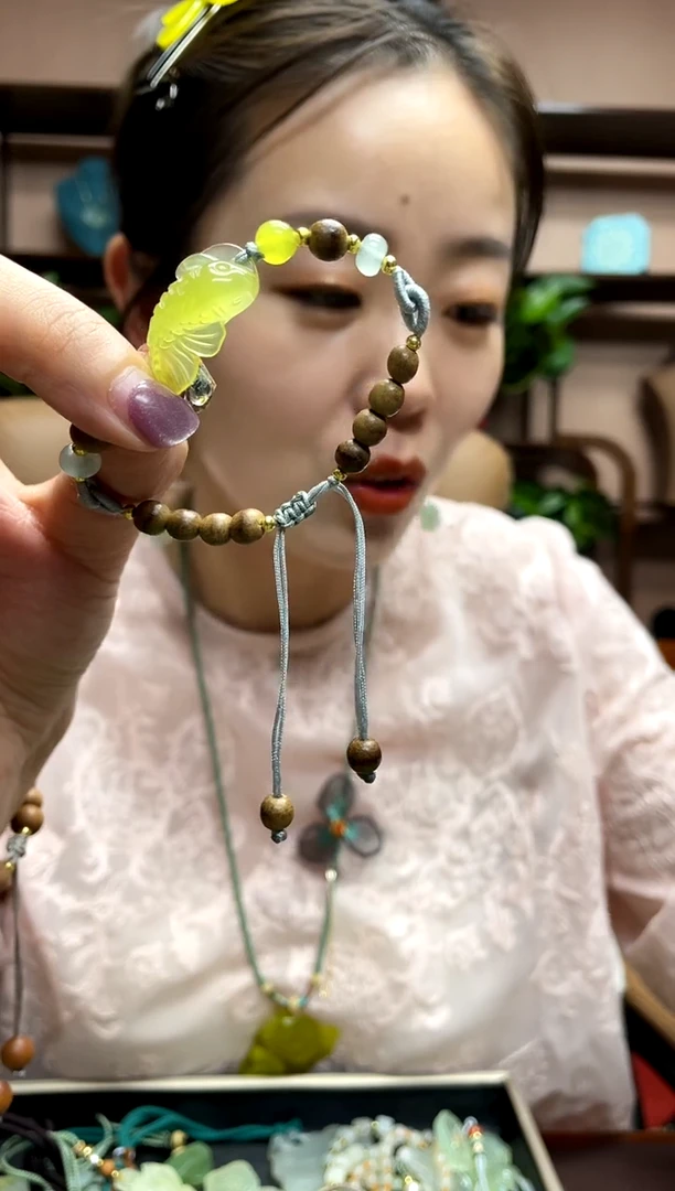 岫玉未镶嵌手串多样性发货其中发一