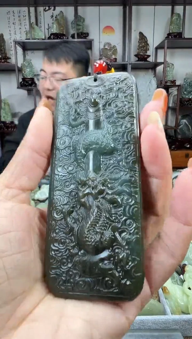 未镶嵌和田玉把件1