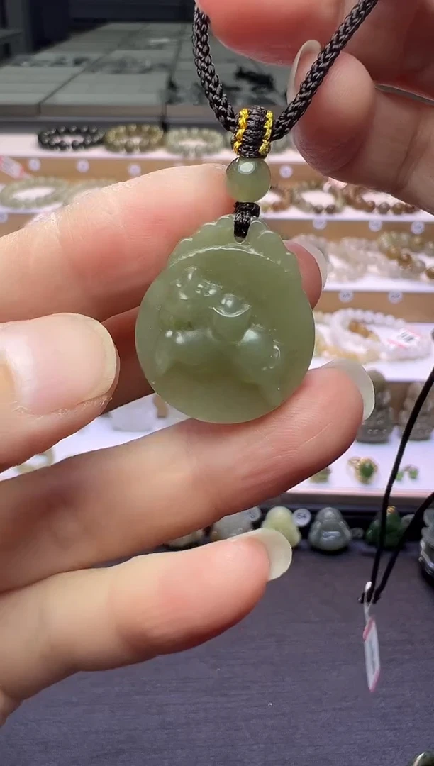 颈饰未镶嵌和田玉21号链接