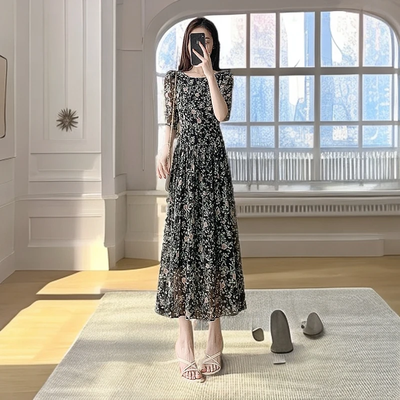 2025新款黑色碎花雪纺连衣裙女夏季收腰显瘦气质长款仙女a字裙子