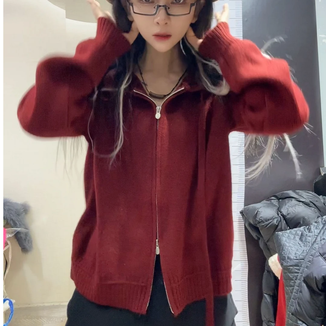 （秒）带帽短款开衫带拉链毛衣