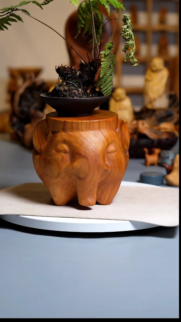 木直径19-高18香樟木小象底座摆件C2857