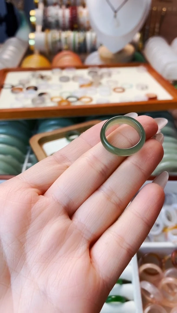 和田玉戒指未镶嵌蕊****蕊戒指