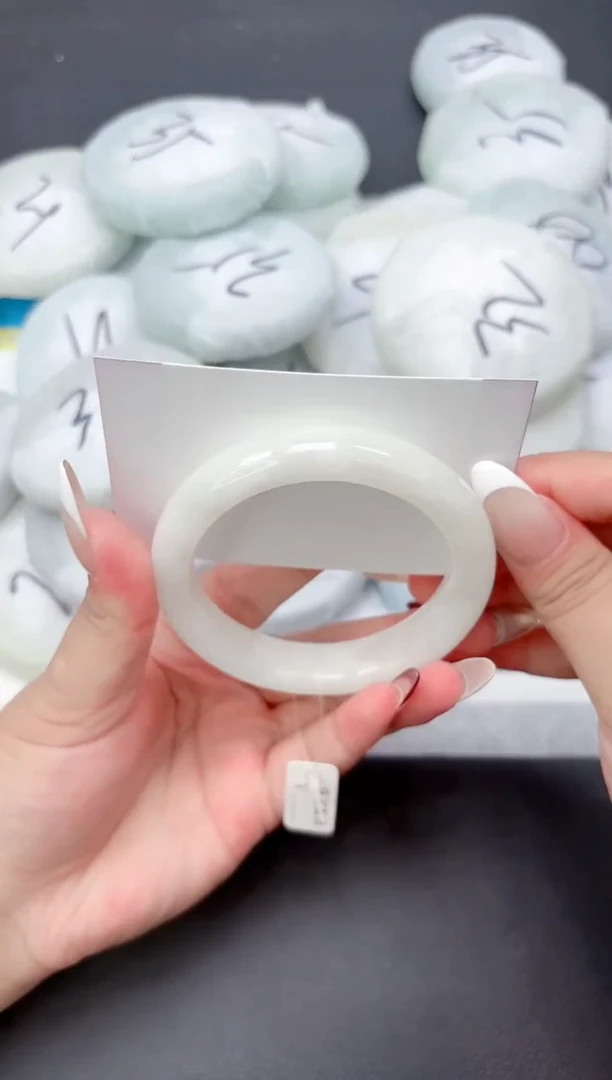 未镶嵌手镯和田玉338-57.4