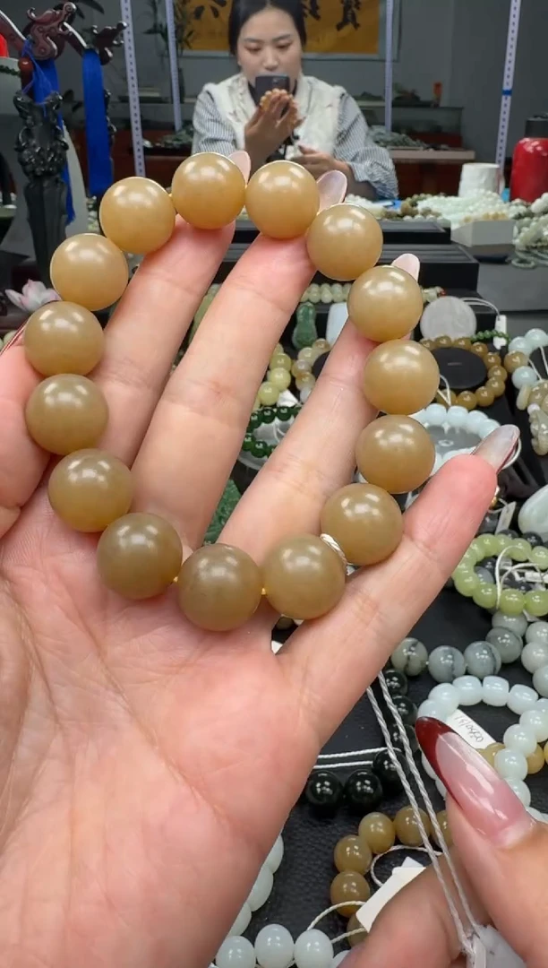 未镶嵌手链和田玉新疆且末金山红糖卡15