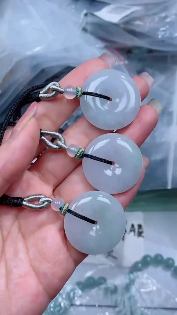 翡翠未镶嵌颈饰吊坠团购多样性发一件