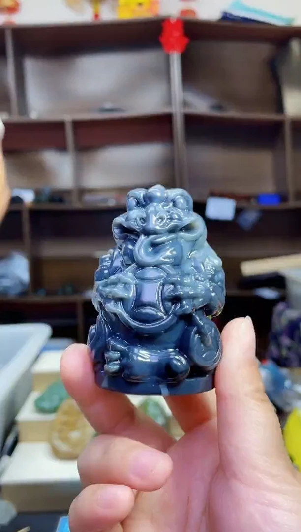 和田玉未镶嵌颈饰1