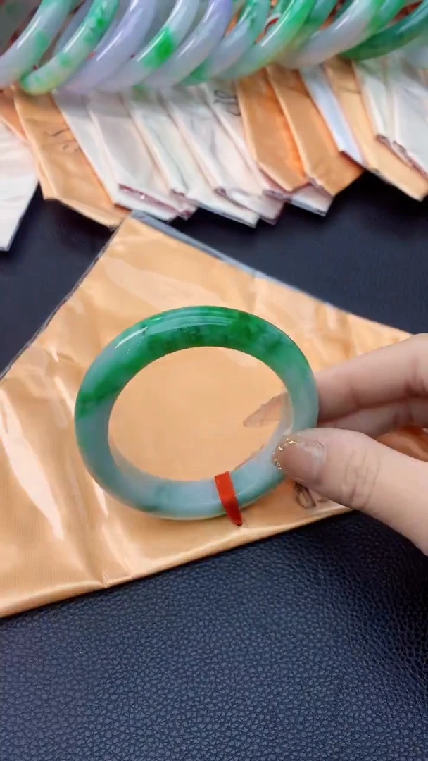 未镶嵌手镯翡翠0433273443