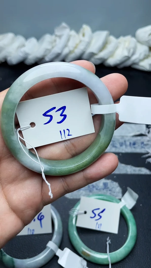 未镶嵌手镯翡翠112