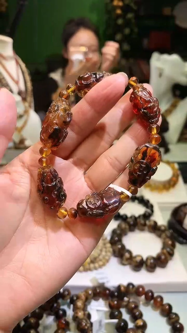 【闪购商品】琥珀裸石未镶嵌抚顺琥珀