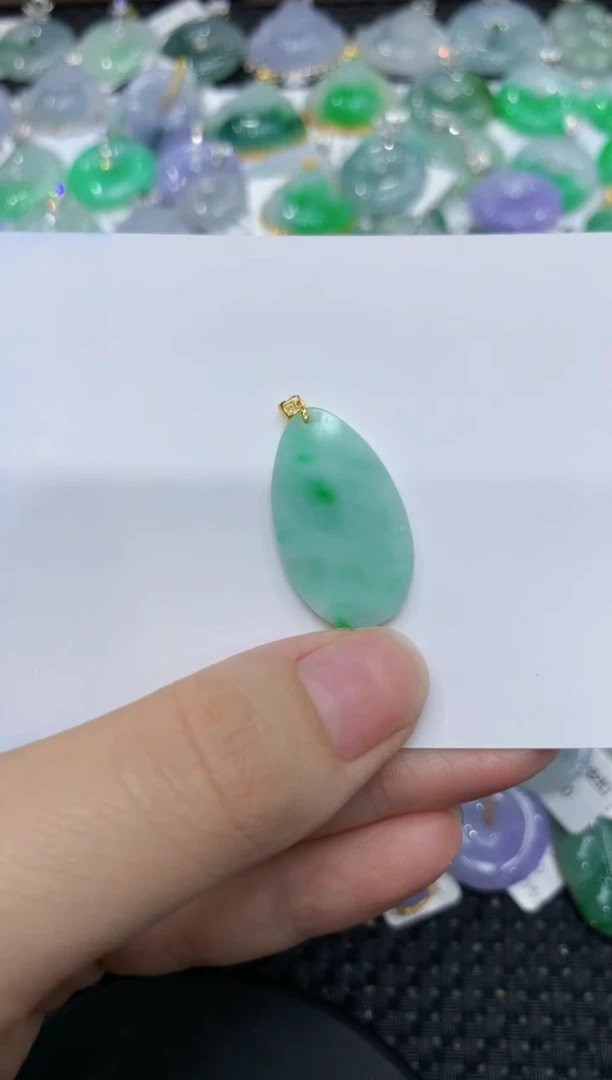 【闪购商品】翡翠颈饰18K金镶嵌111111111