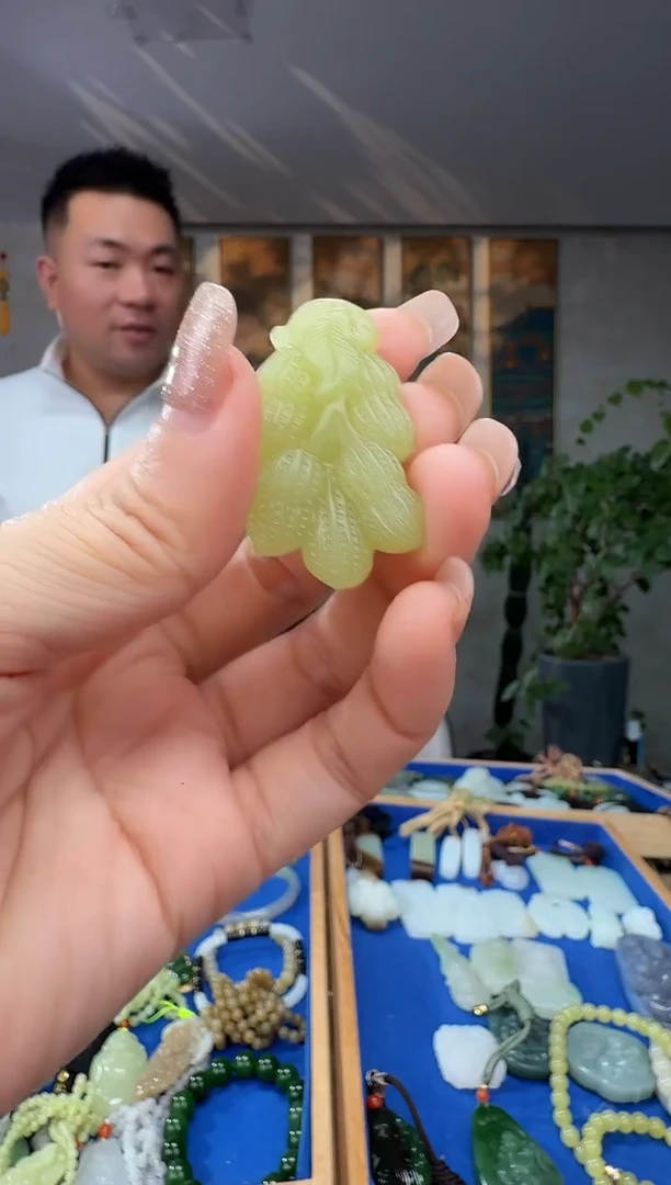 颈饰未镶嵌和田玉拍一发一