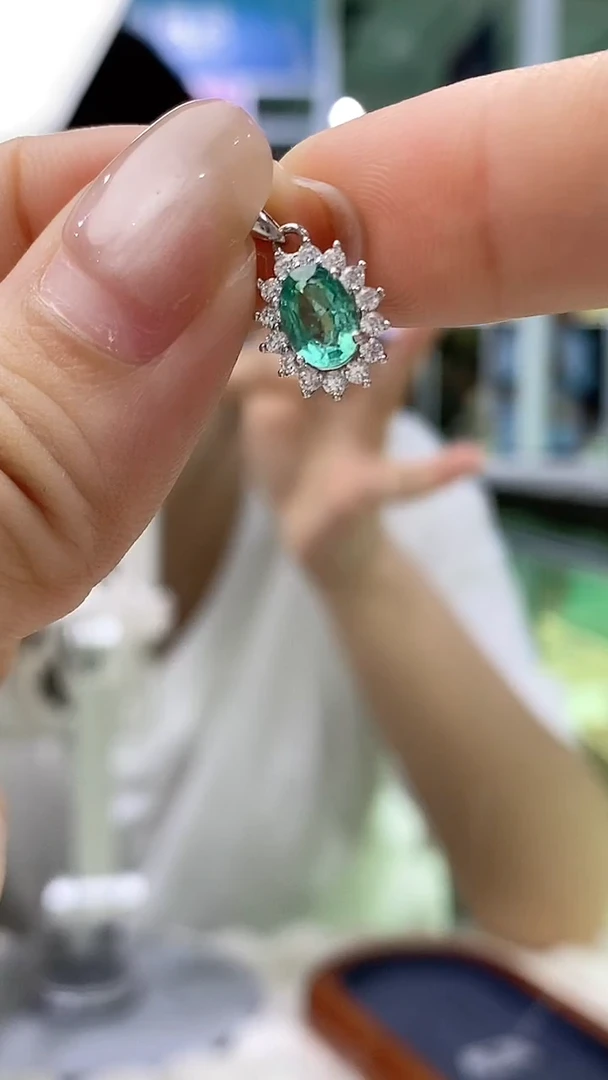 银S925镶嵌吊坠祖母绿193ZB1101产品一个