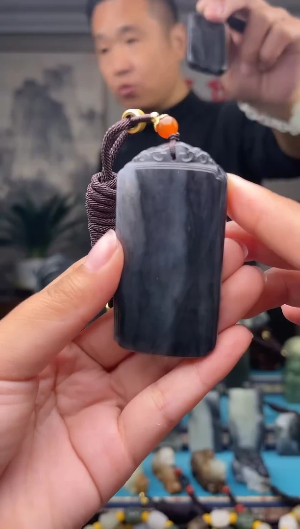 未镶嵌和田玉挂件1