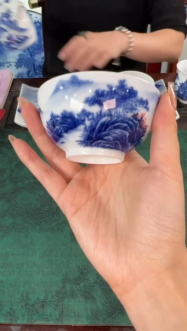 吴小琴
