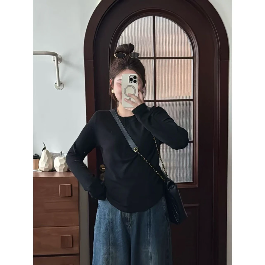 晶咕佳佳【亨利进行曲】圆领合身款基础长袖打底显瘦短款时尚百搭