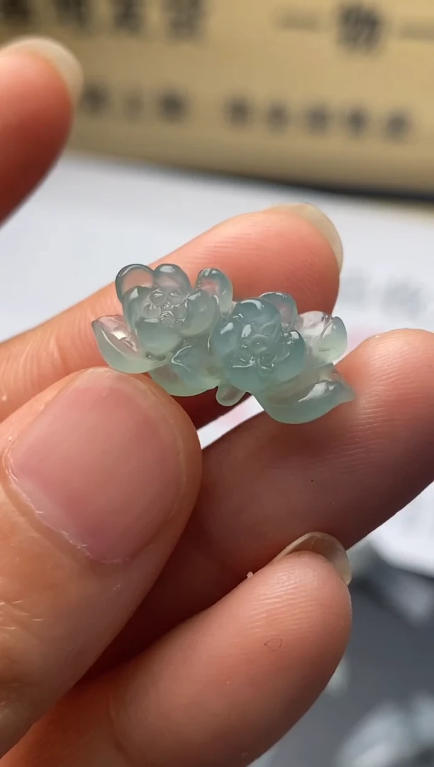 定制翡翠未镶嵌翡翠毛货发货发其一