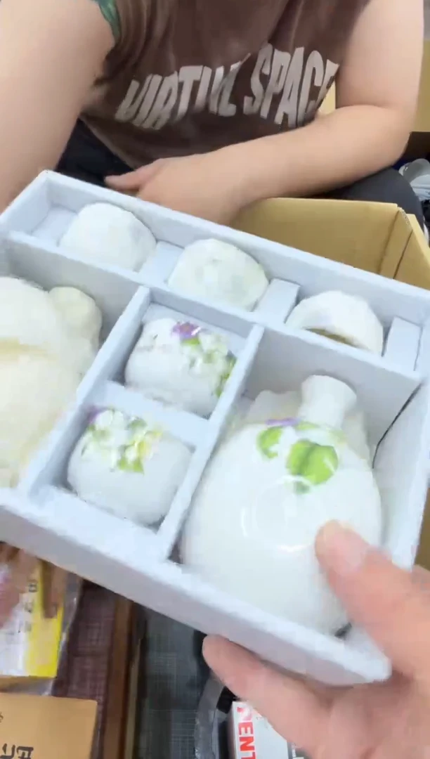 琉璃手工艺品h****n236
