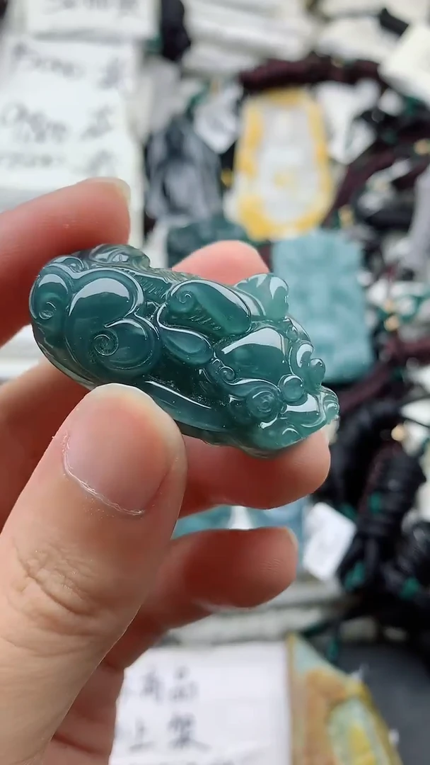 颈饰未镶嵌翡翠8