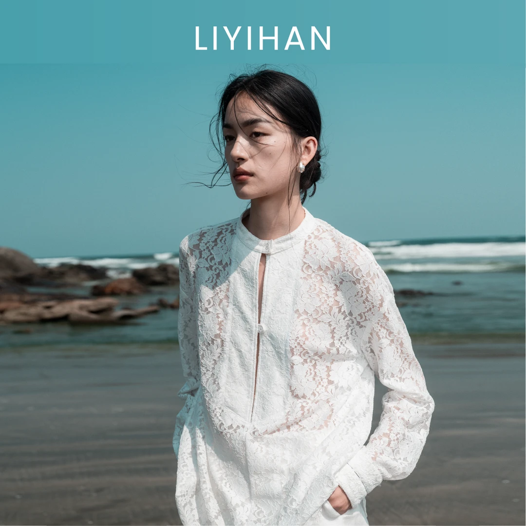 LIYIHAN | SS25春夏蕾丝拼接立领直筒百搭休闲时尚上衣