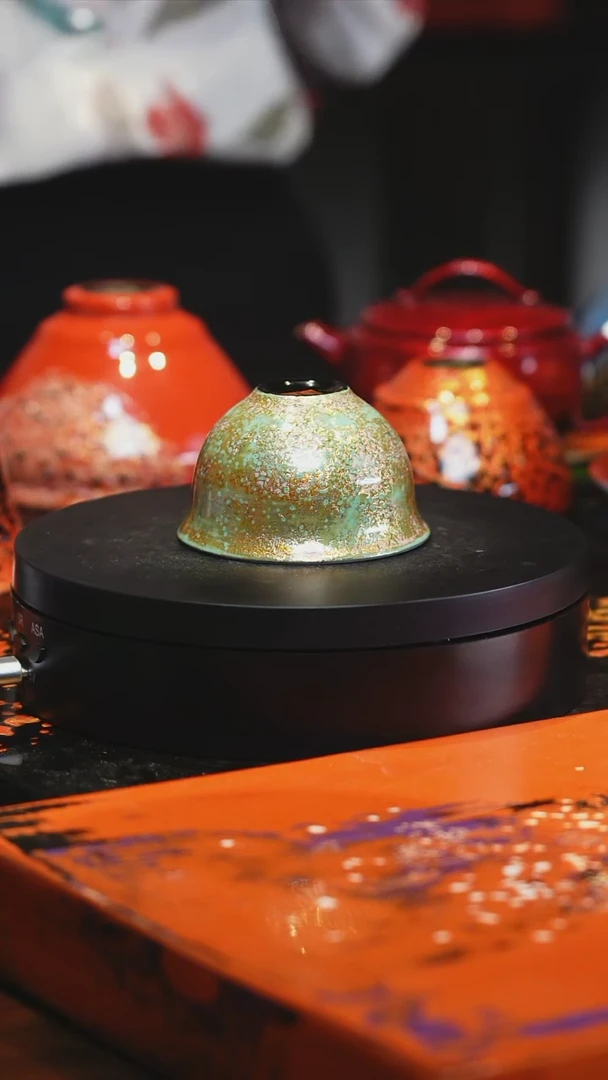 大漆工艺绿金卧足杯