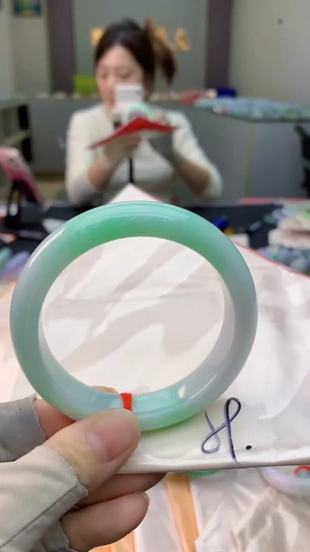 未镶嵌手镯翡翠1054501587