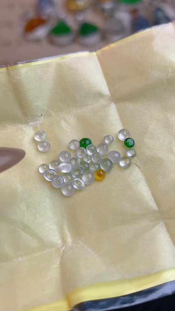 【闪购商品】翡翠耳饰未镶嵌天然A货翡翠133