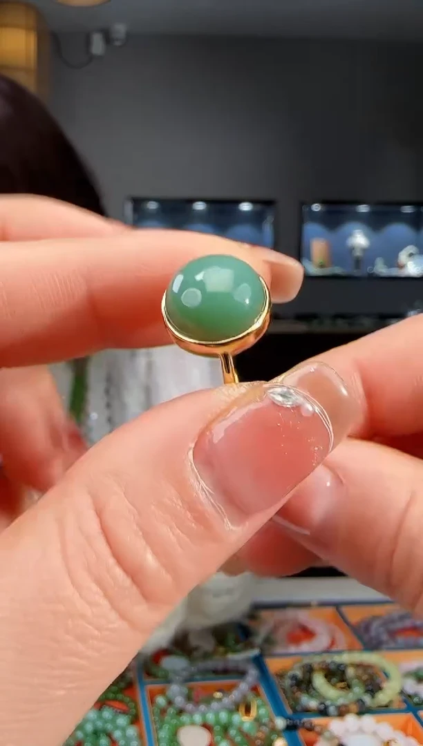 银S925镶嵌戒指和田玉1