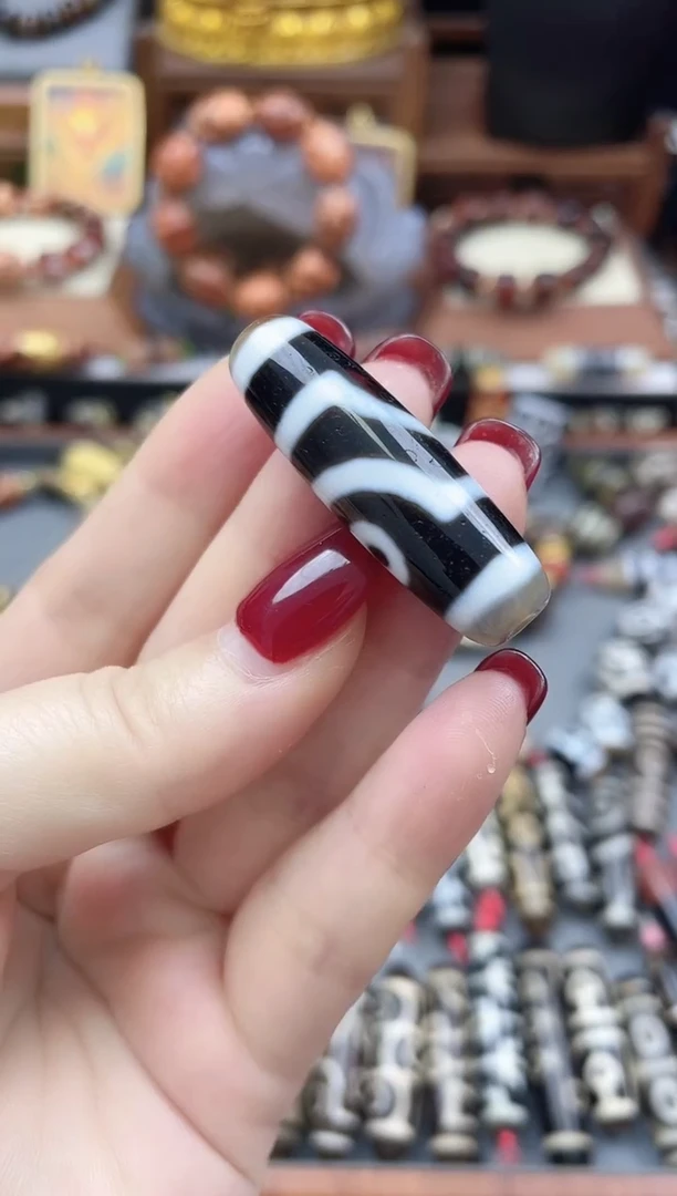 玛瑙/玉髓散珠黑白二眼