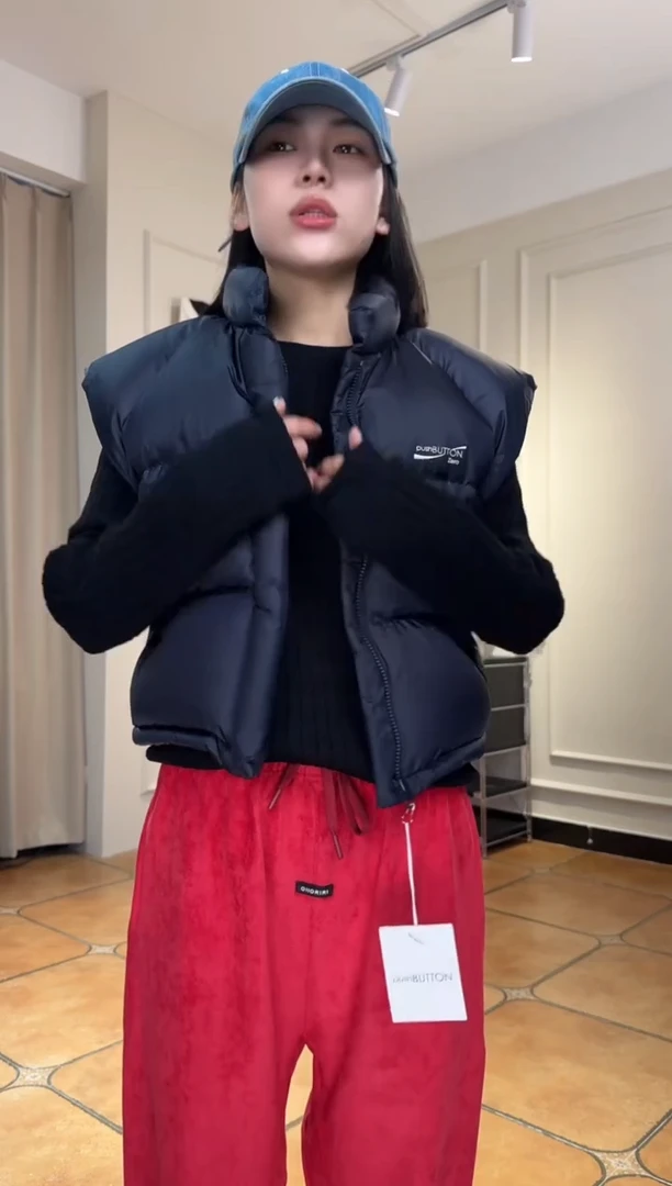 （设计师品牌）PB防寒深蓝色马甲（XS/S下单备注尺码颜色）