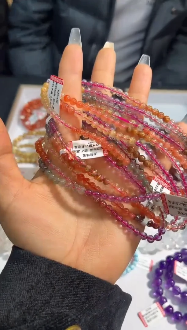 【闪购商品】水晶手链未镶嵌77多样性发其一