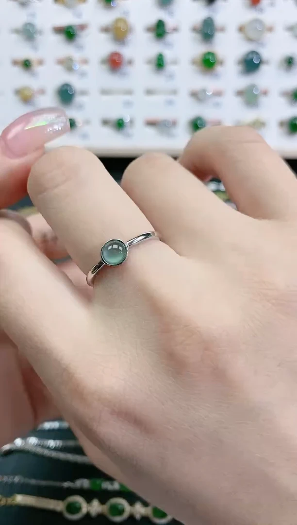 翡翠戒指银S925镶嵌天然翡翠