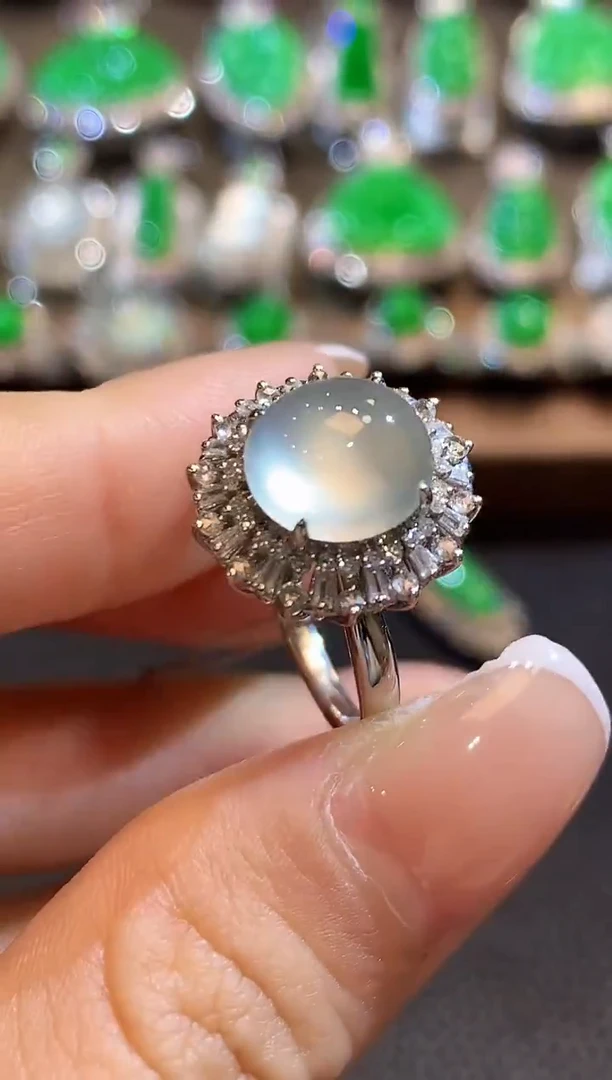 18K金镶嵌戒指翡翠C21