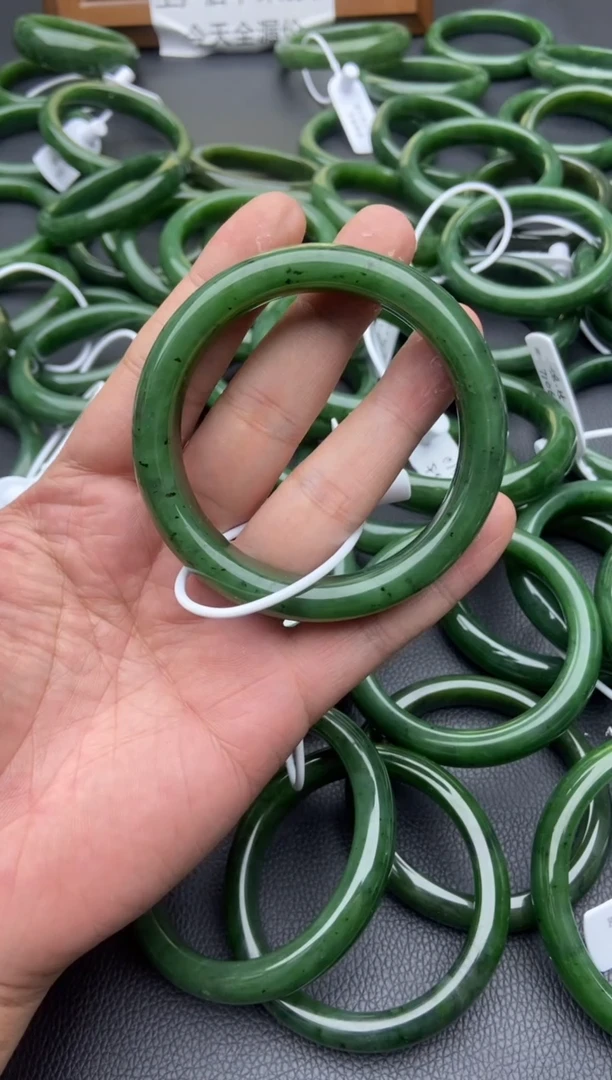 未镶嵌手镯和田玉（碧玉）41-60.6