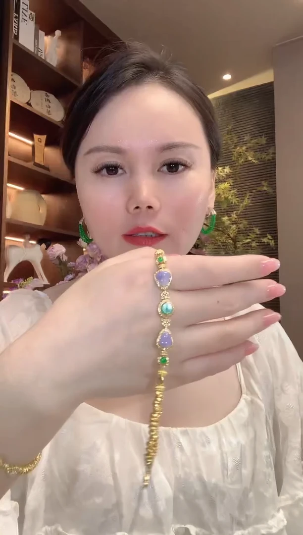 18K金镶嵌手链翡翠C112