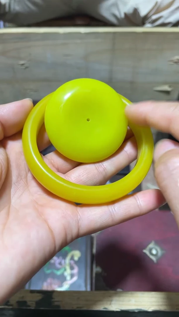 和田玉未镶嵌颈饰黄钰手镯平安扣1套