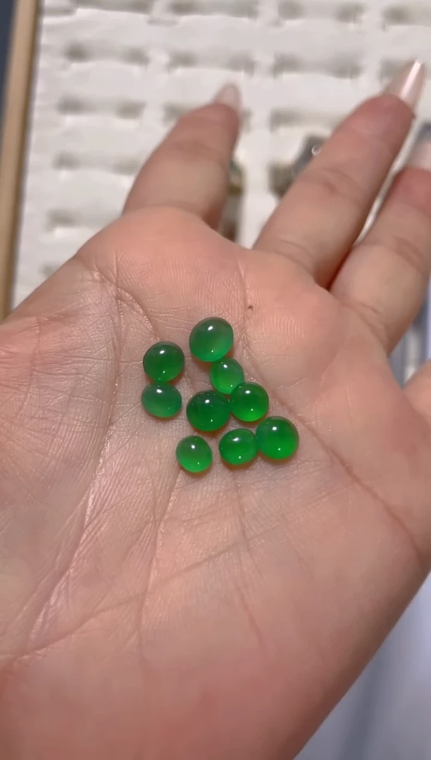 未镶嵌定制翡翠天然翡翠蛋面42