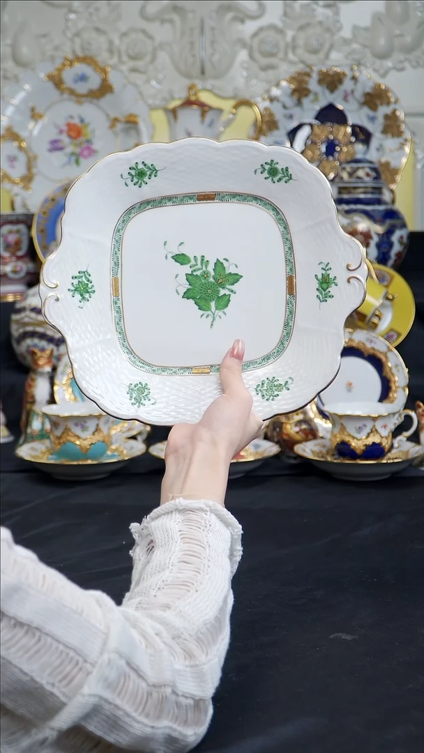 骨瓷婷婷中古器物如图所示138