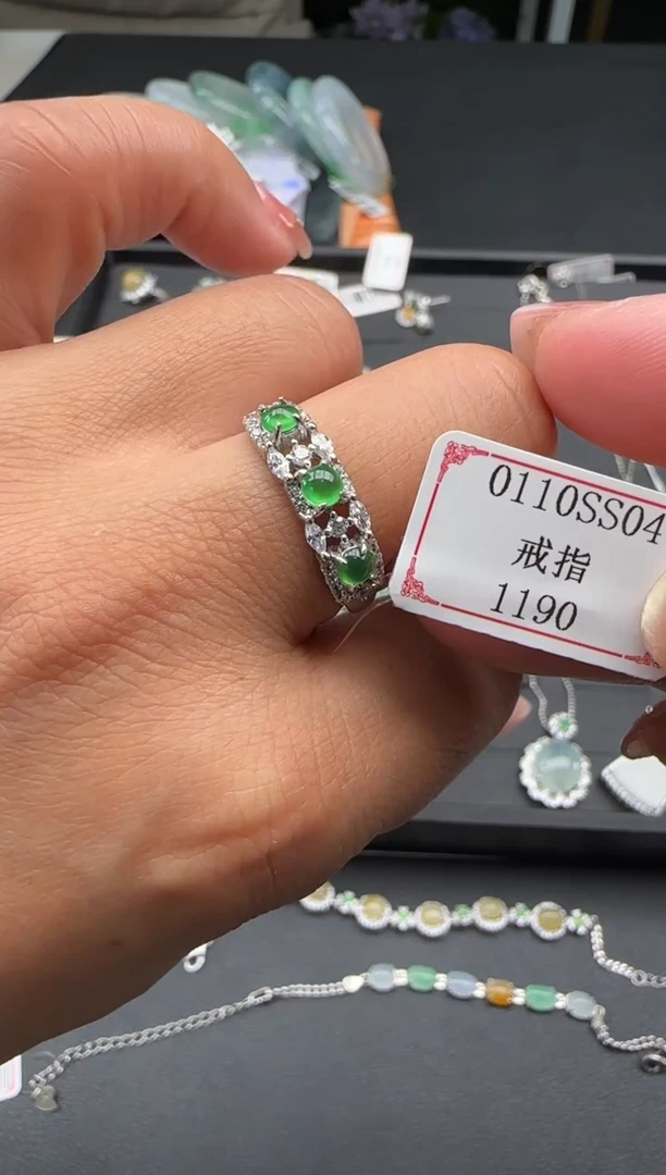 【闪购商品】翡翠戒指银S925镶嵌0110SS04