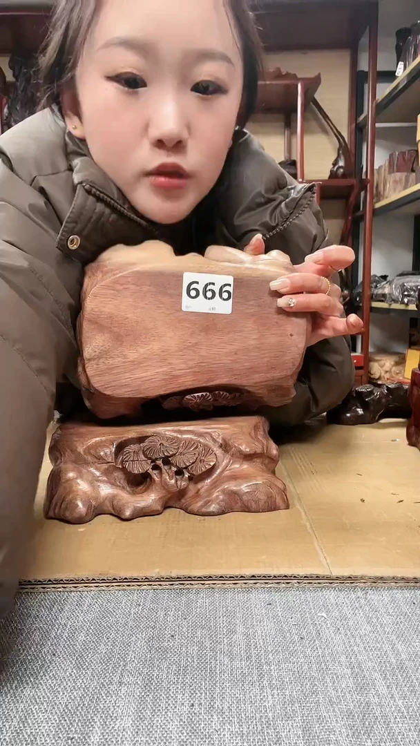 【闪购商品】贡木 红木底座工艺品收藏