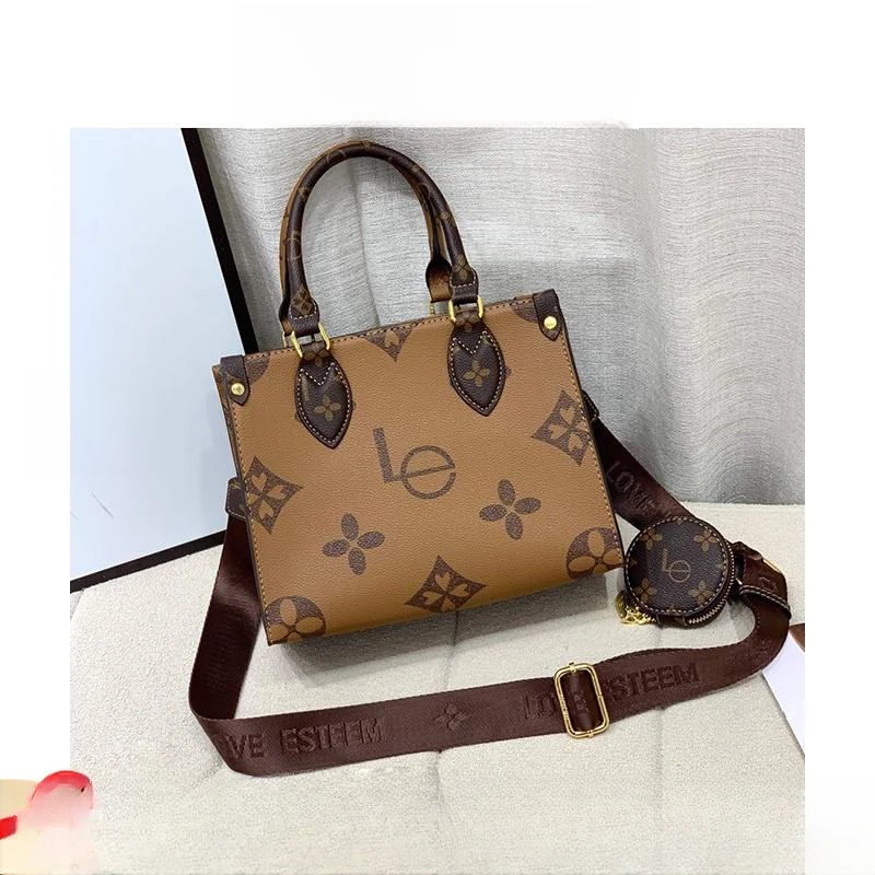 香港品牌包包女士2025新款复古质感手提斜挎小包单肩子母托特包潮