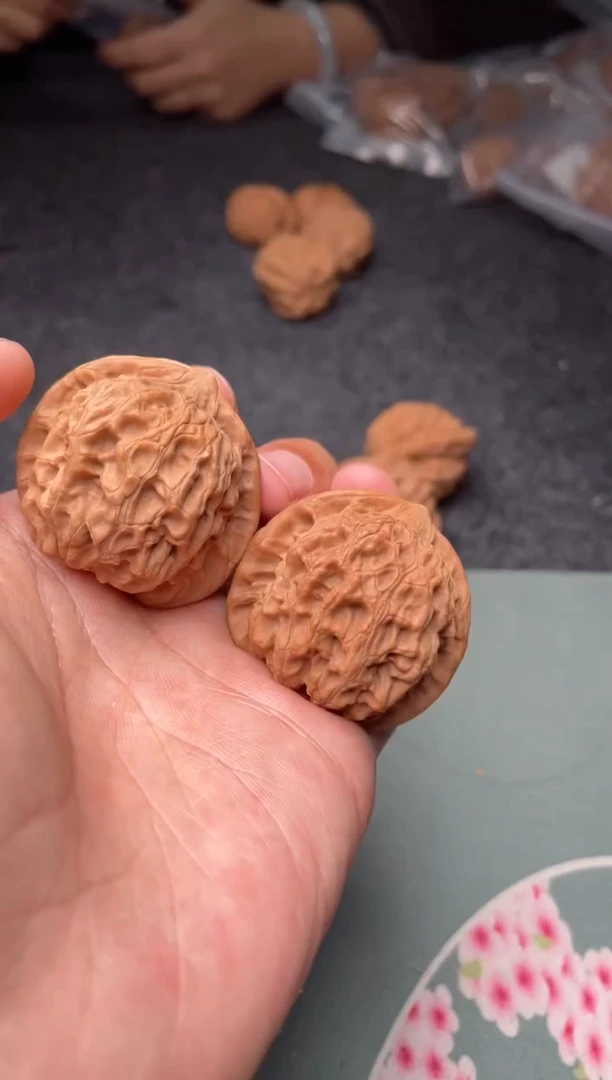 把件文玩核桃a286   龙脉    40尺