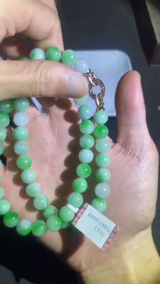 颈饰未镶嵌翡翠小景推荐013
