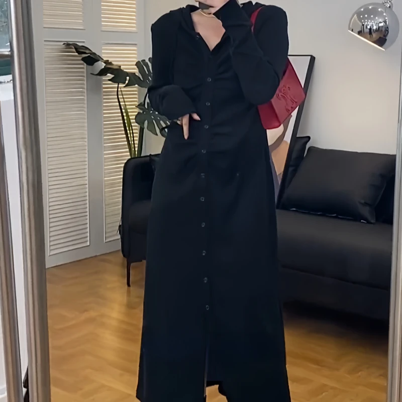 秋季黑色褶皱打底胖mm收腰显瘦连衣裙高级感v领简约极简风连衣裙